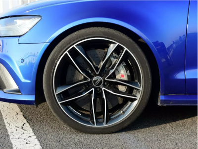 汽車的制動方式-盤式制動