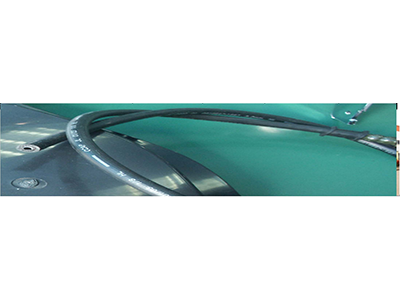 盤(pán)式制動(dòng)器之制動(dòng)油管部分